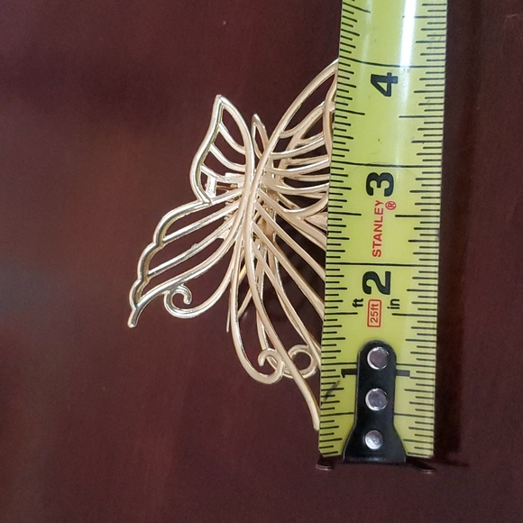 High Quality Gold Tone metal butterfly hair clip - Picture 6 of 10